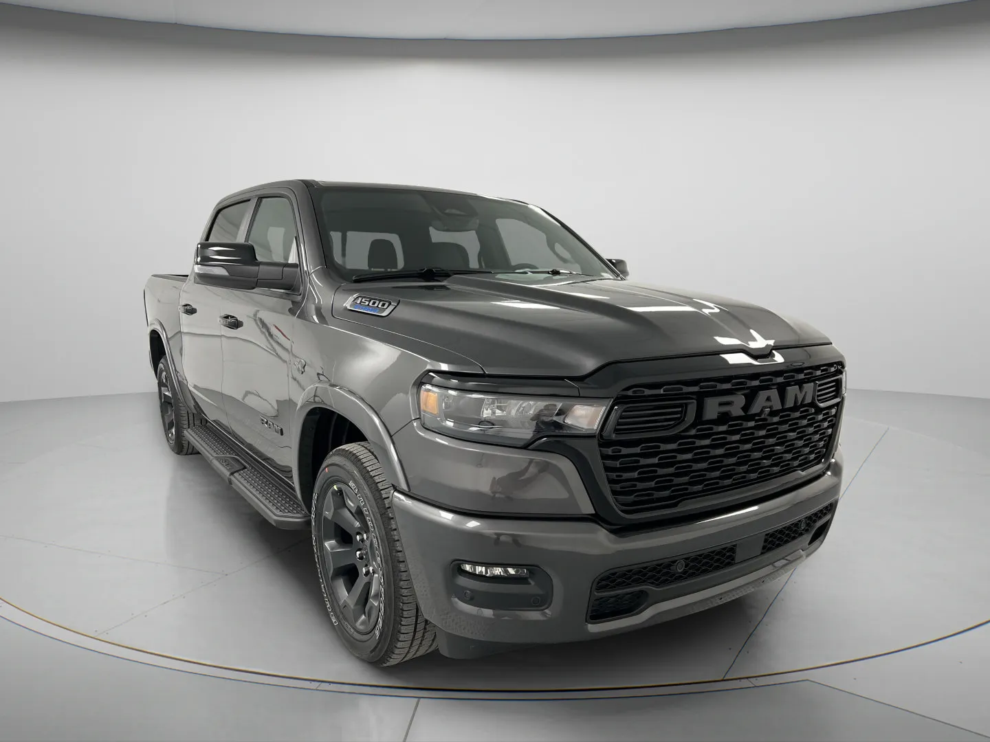 Ram 1500 photo 2