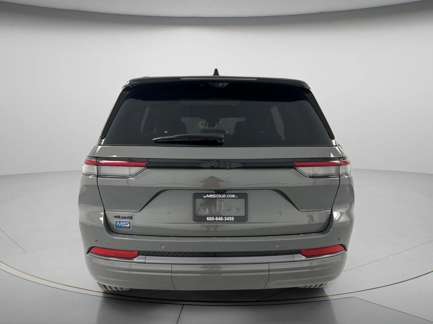 Jeep Grand Cherokee photo 7