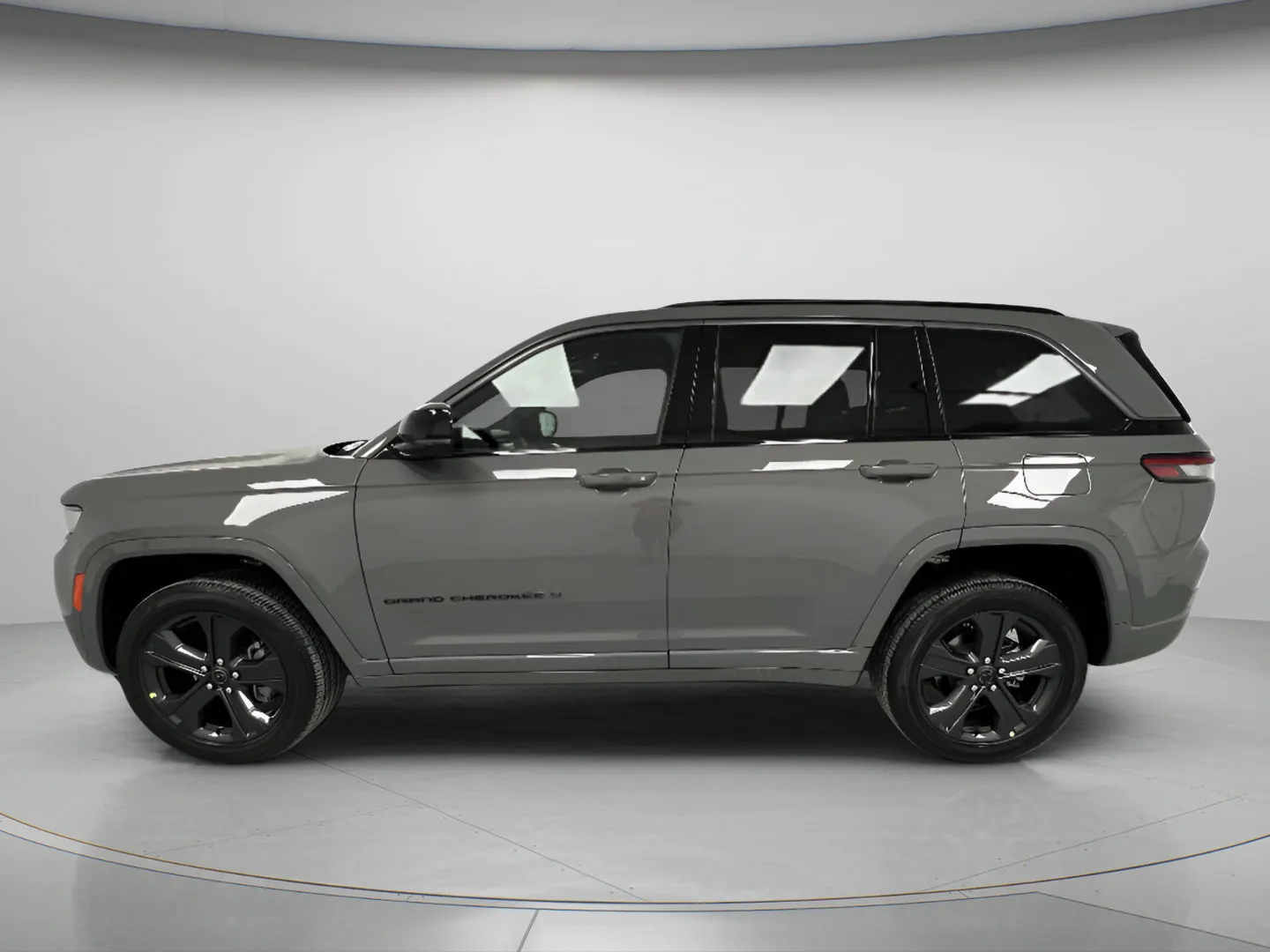 Jeep Grand Cherokee photo 5