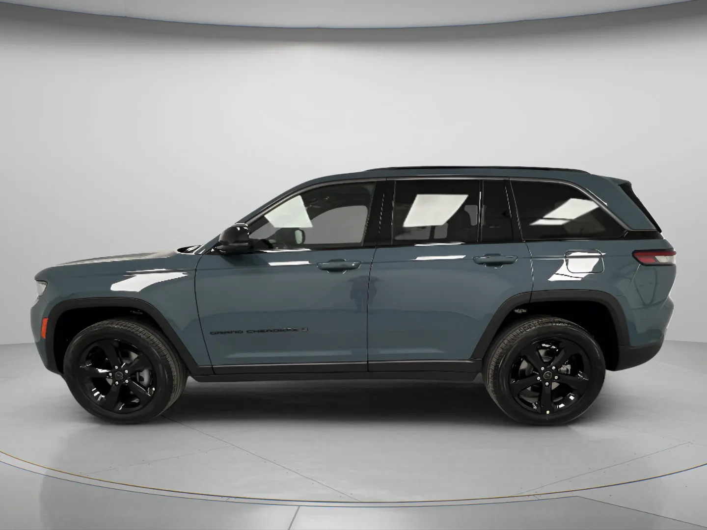 Jeep Grand Cherokee photo 5