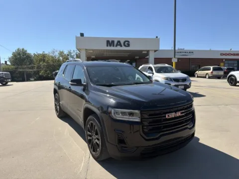 Black 2023 GMC Acadia SLE for sale in Chillicothe, MO