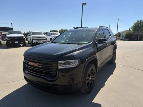 Photos of 2023 GMC Acadia SLE for sale in Chillicothe, MO at MAG CDJR