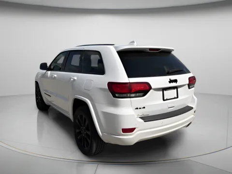 More photos of 2020 Jeep Grand Cherokee Altitude at MAG CDJR, MO