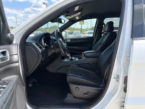 More photos of 2020 Jeep Grand Cherokee Altitude at MAG CDJR, MO