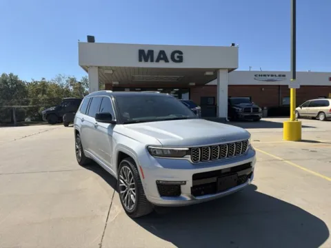 Silver 2021 Jeep Grand Cherokee L Summit Reserve for sale in Chillicothe, MO