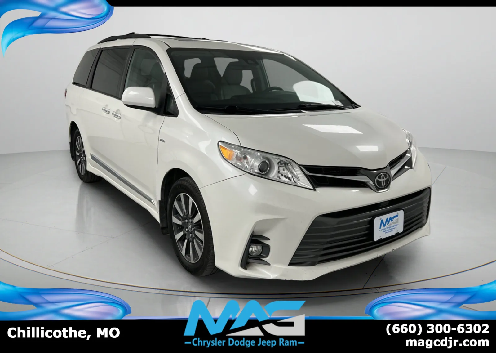 White 2019 Toyota Sienna XLE for sale in Chillicothe, MO