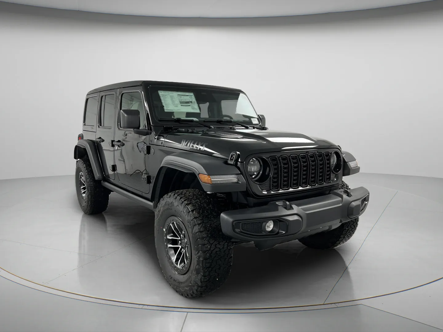 Jeep Wrangler photo 2
