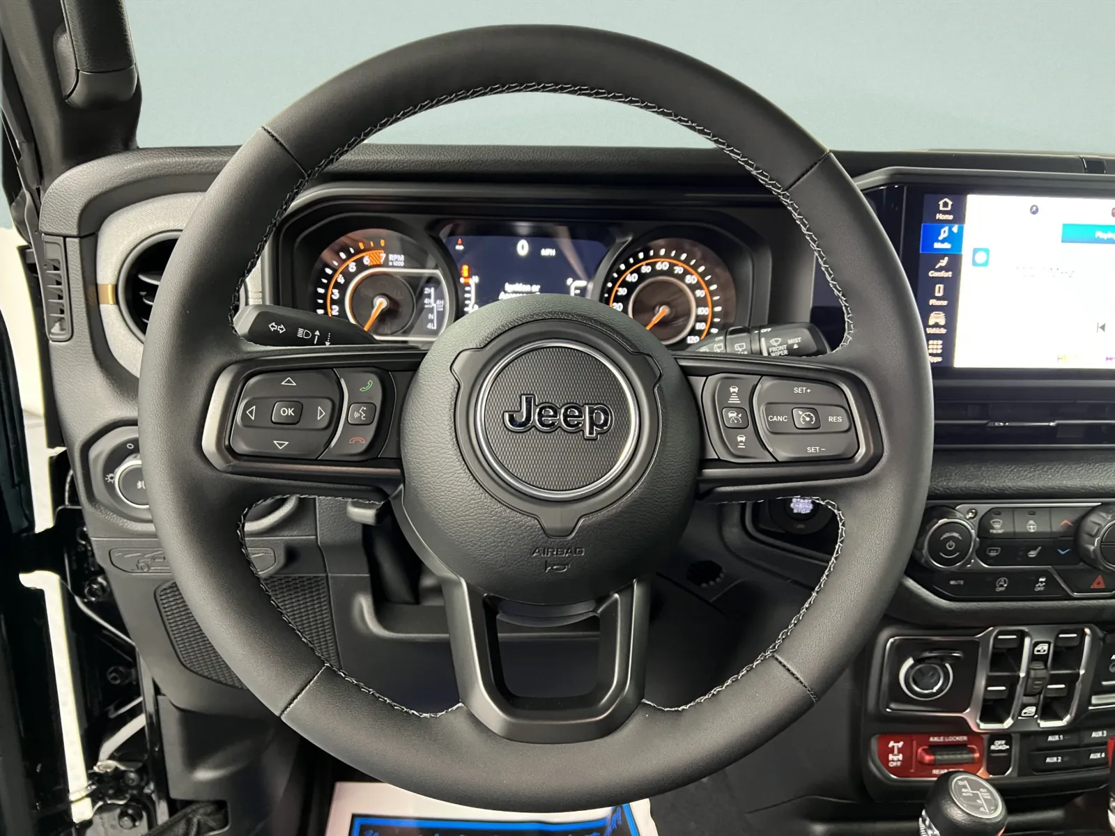 Jeep Wrangler photo 25