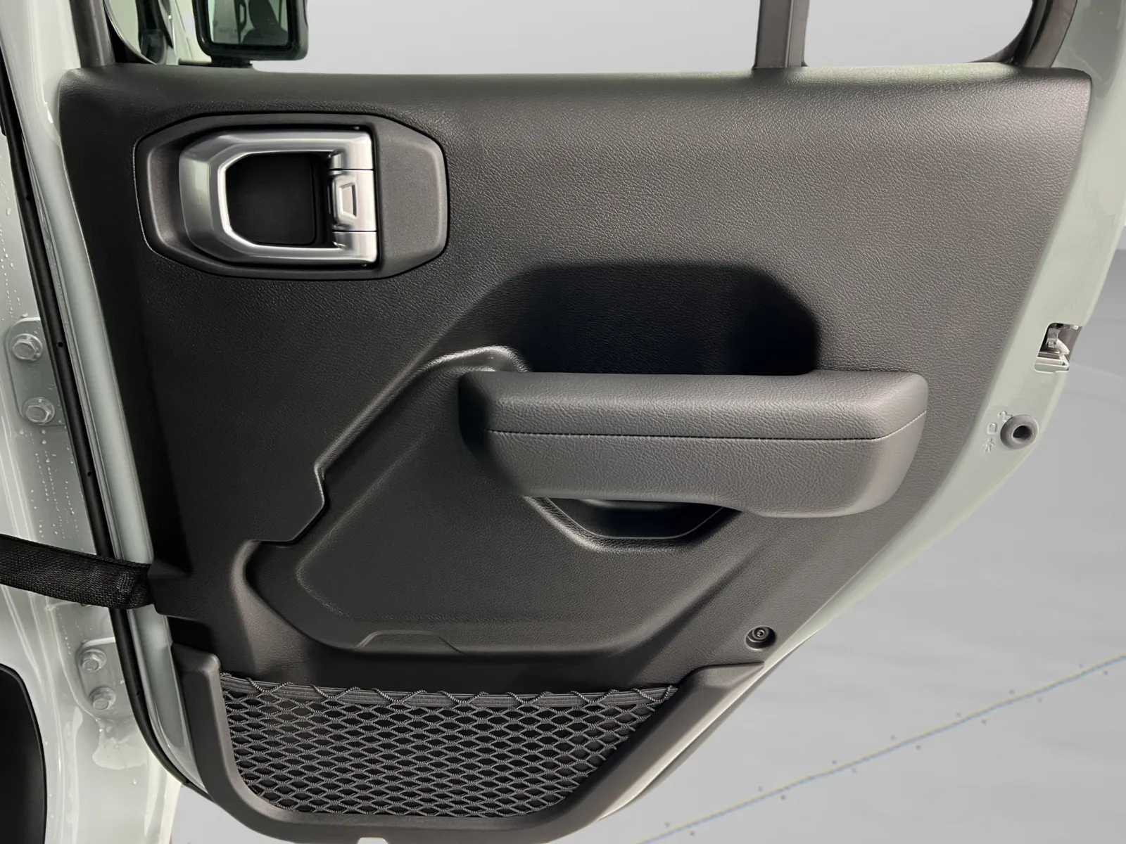 Jeep Wrangler photo 32