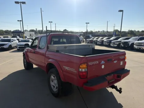 More photos of 2004 Toyota Tacoma PreRunner at MAG CDJR, MO