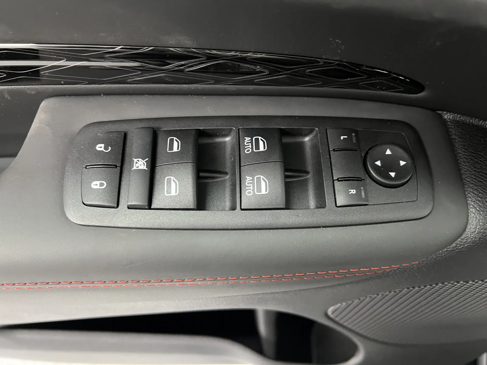 Dodge Durango photo 16