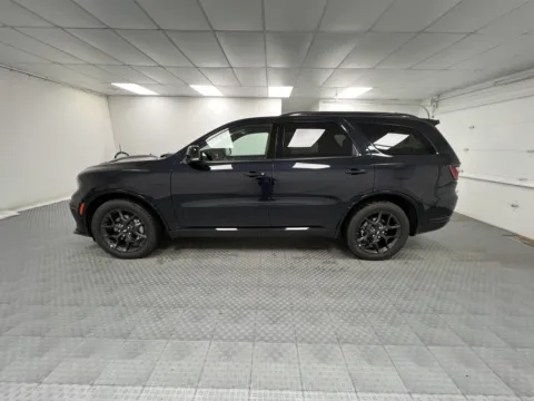 More photos of 2027 Dodge Durango GT Plus HEMI at MAG CDJR, MO