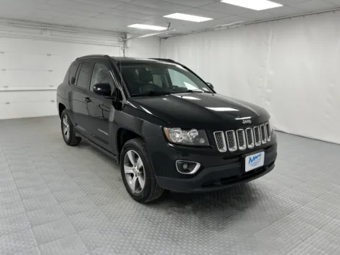 Black 2017 Jeep Compass High Altitude for sale in Chillicothe, MO