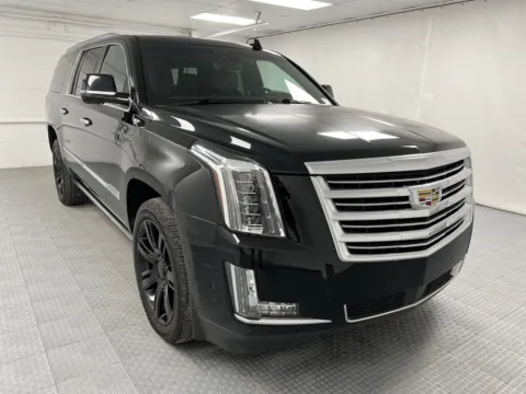 Black 2017 Cadillac Escalade ESV Platinum for sale in Chillicothe, MO
