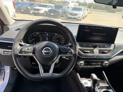 Another view of 2023 Nissan Altima 2.0 SR for sale in Chillicothe, MO at MAG CDJR