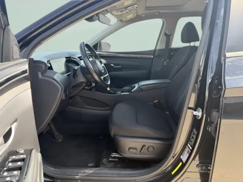 More photos of 2022 Hyundai Tucson SEL at MAG CDJR, MO