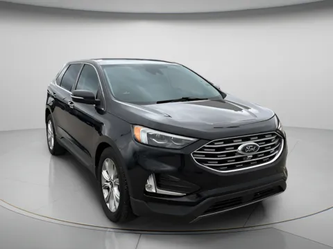 Black 2022 Ford Edge Titanium for sale in Chillicothe, MO