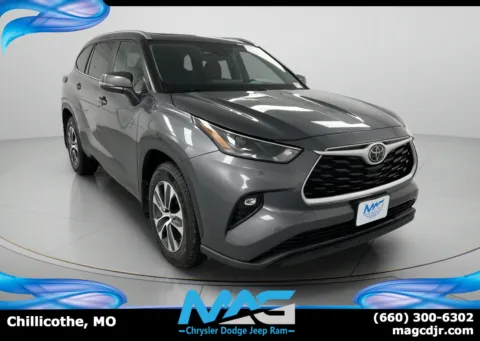 Green 2024 Toyota Highlander XLE for sale in Chillicothe, MO