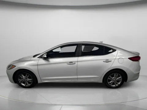 More photos of 2017 Hyundai Elantra SE at MAG CDJR, MO