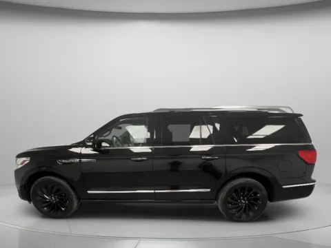 More photos of 2020 Lincoln Navigator L Reserve at MAG CDJR, MO
