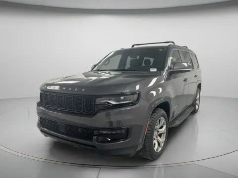 More photos of 2022 Jeep Wagoneer Series II at MAG CDJR, MO