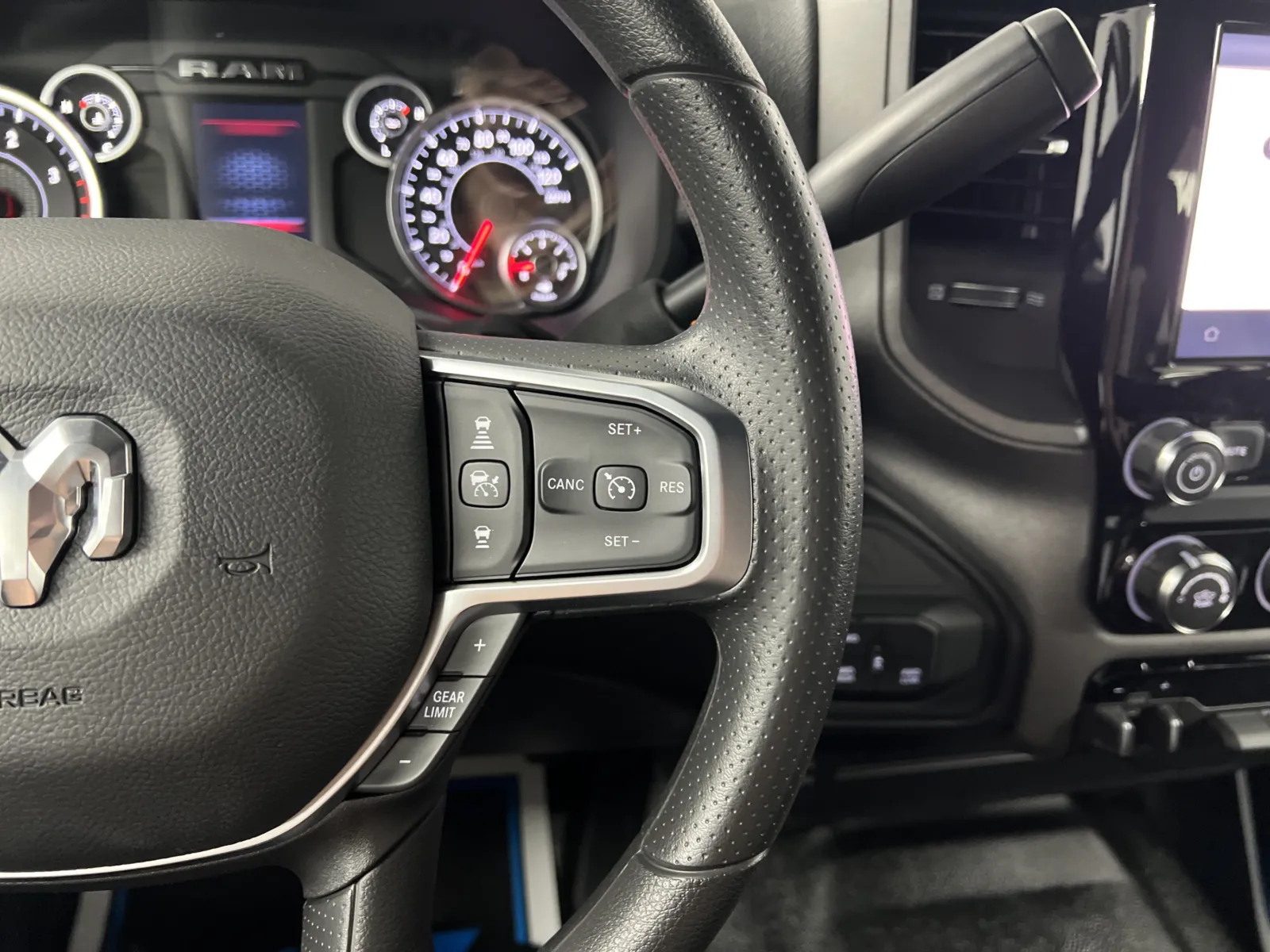 Ram 3500 photo 25