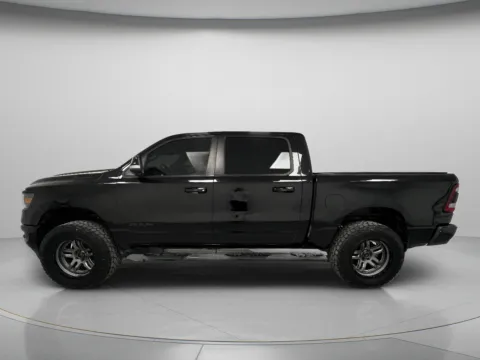 More photos of 2020 Ram 1500 Big Horn at MAG CDJR, MO