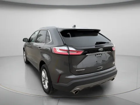More photos of 2020 Ford Edge SEL at MAG CDJR, MO
