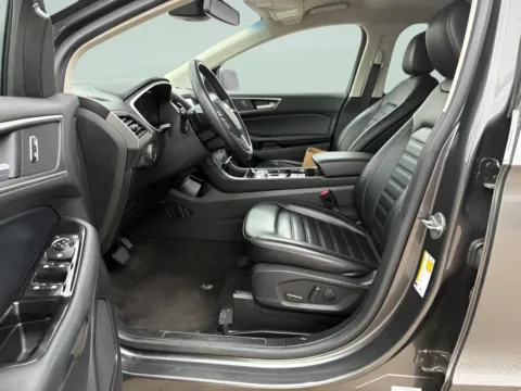 More photos of 2020 Ford Edge SEL at MAG CDJR, MO