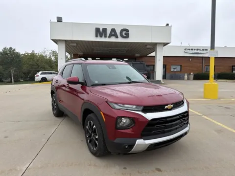 Red 2021 Chevrolet Trailblazer LT for sale in Chillicothe, MO