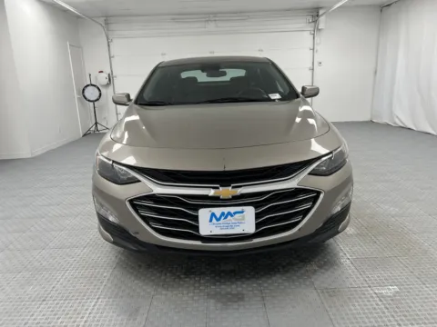 Photos of 2025 Chevrolet Malibu LT for sale in Chillicothe, MO at MAG CDJR