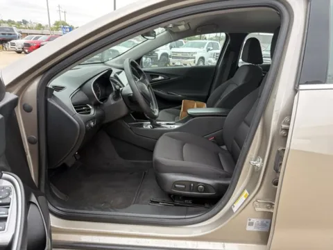 More photos of 2025 Chevrolet Malibu LT at MAG CDJR, MO