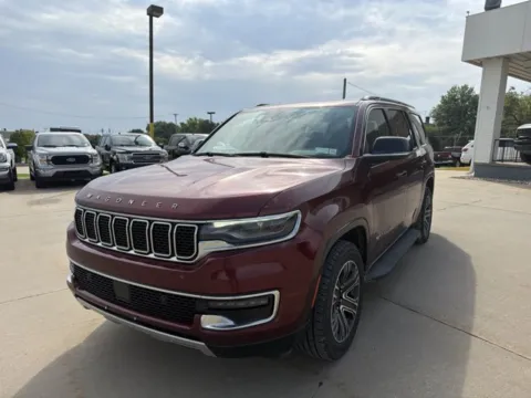 Photos of 2024 Jeep Wagoneer Series II for sale in Chillicothe, MO at MAG CDJR