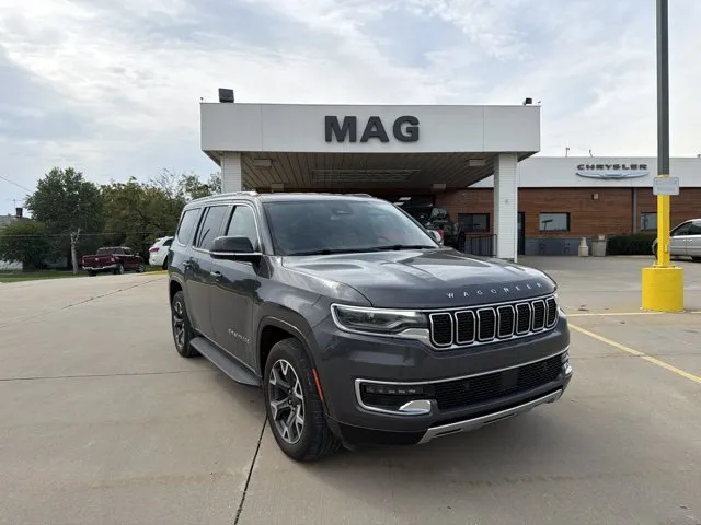 Gray 2024 Jeep Wagoneer Series III for sale in Chillicothe, MO