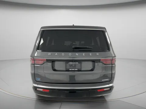 More photos of 2024 Jeep Wagoneer Series III at MAG CDJR, MO