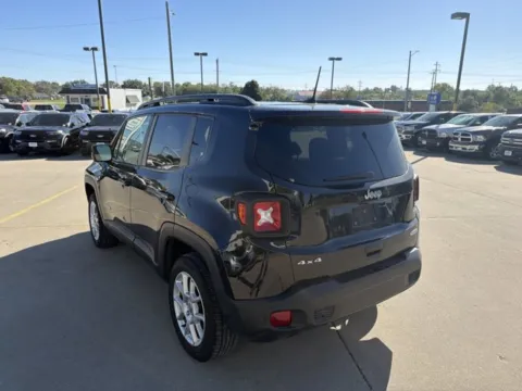 More photos of 2020 Jeep Renegade Latitude at MAG CDJR, MO