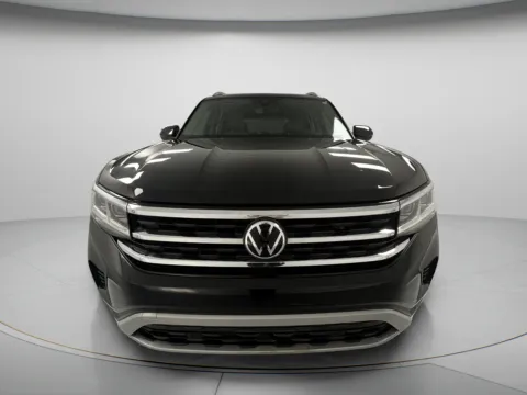 Another view of 2021 Volkswagen Atlas 3.6L V6 SEL for sale in Chillicothe, MO at MAG CDJR