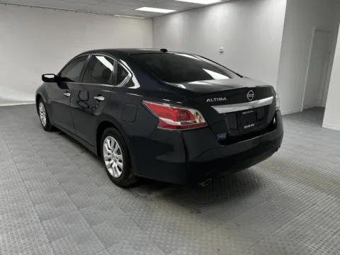 More photos of 2015 Nissan Altima 2.5 S at MAG CDJR, MO