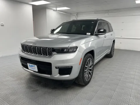 Another view of 2021 Jeep Grand Cherokee L Summit Reserve for sale in Chillicothe, MO at MAG CDJR