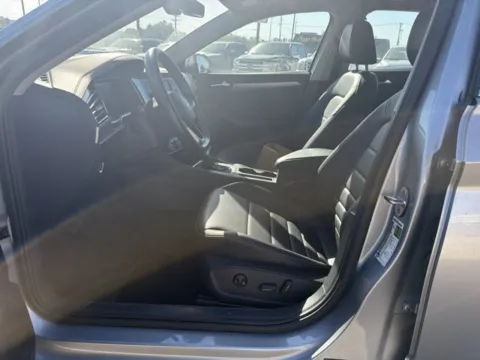 Another view of 2024 Volkswagen Jetta SE for sale in Chillicothe, MO at MAG CDJR