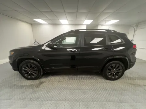 More photos of 2019 Jeep Cherokee High Altitude at MAG CDJR, MO