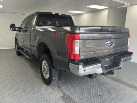 More photos of 2017 Ford Super Duty F-250 SRW XLT at MAG CDJR, MO