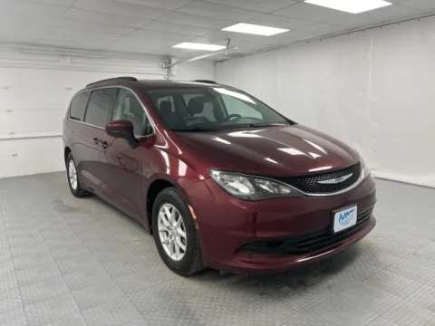 Red 2020 Chrysler Voyager LXI for sale in Chillicothe, MO