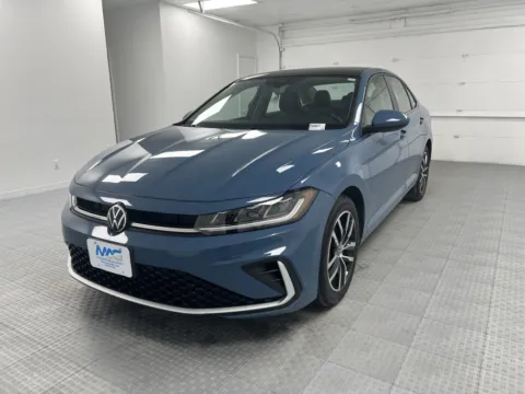 Another view of 2025 Volkswagen Jetta SE for sale in Chillicothe, MO at MAG CDJR