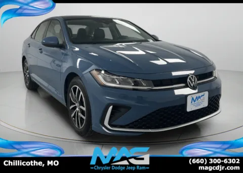 Blue 2025 Volkswagen Jetta SE for sale in Chillicothe, MO