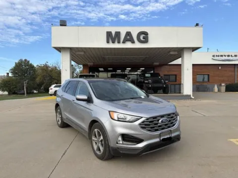 Silver 2022 Ford Edge SEL for sale in Chillicothe, MO