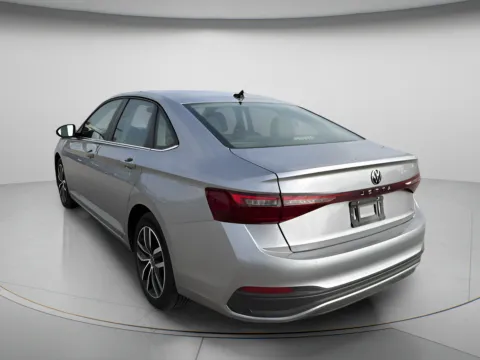 More photos of 2025 Volkswagen Jetta SE at MAG CDJR, MO