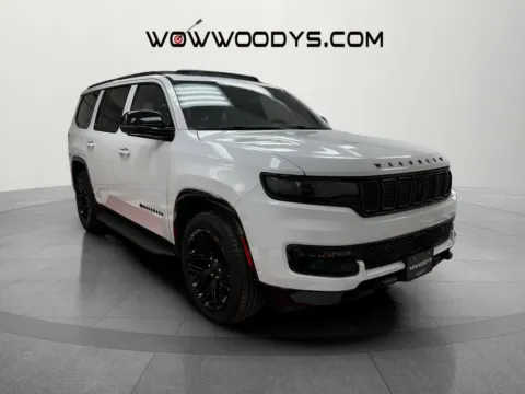 More photos of 2024 Jeep Wagoneer Series II Carbide at MAG CDJR, MO