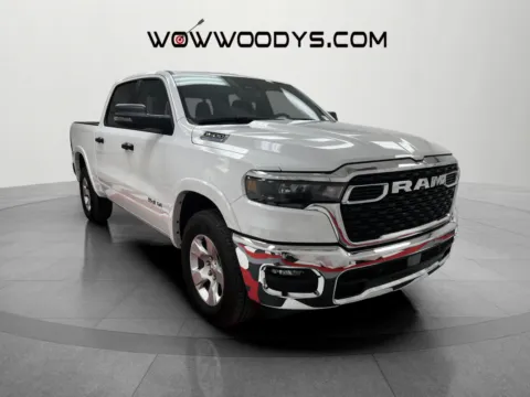 More photos of 2025 Ram 1500 Big Horn at MAG CDJR, MO