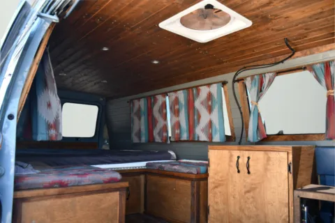 Photos of 1988 Ford E-350 Super Club Wagon XL for sale in Chillicothe, MO at MAG CDJR